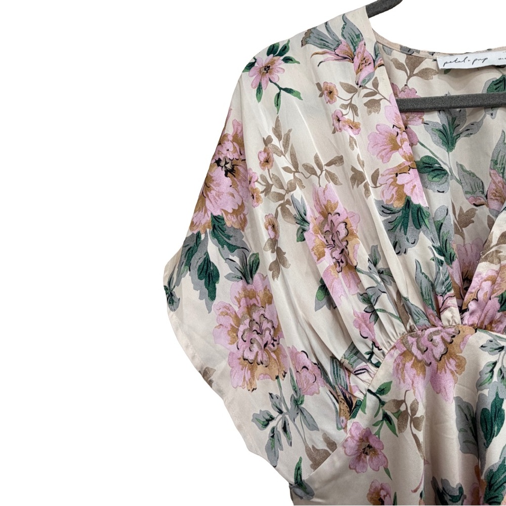 Petal & Pup Women’s Ricki Floral Satin Gown Size L - Picture 7 of 11